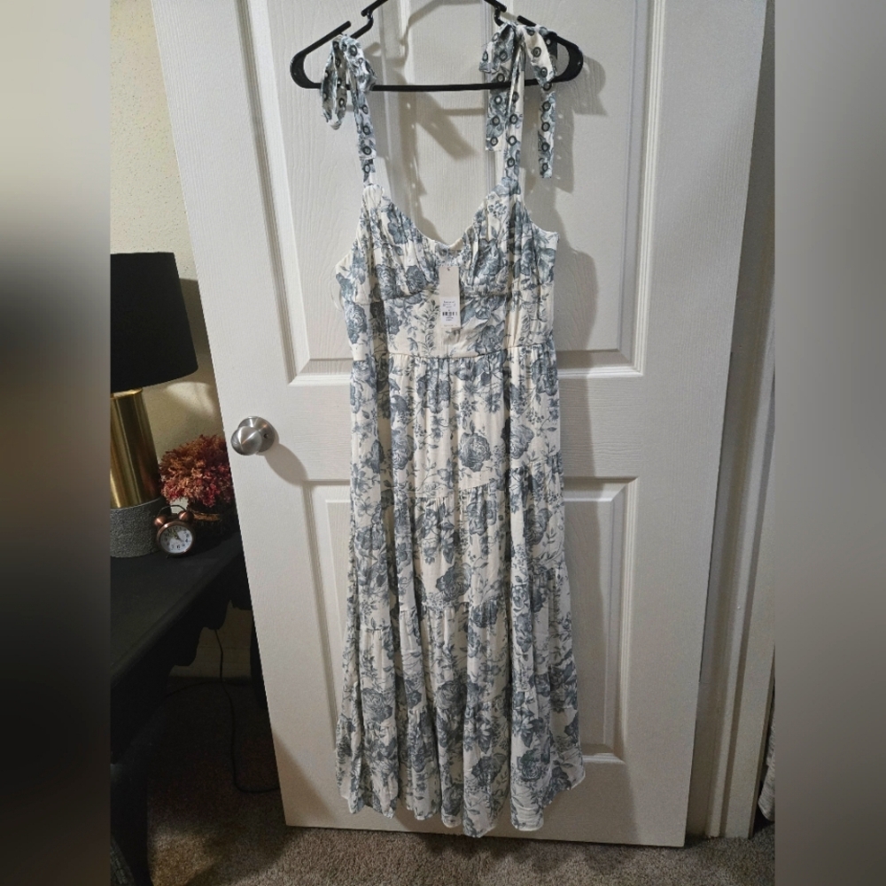NWT Francesca's Collections Summer Dress Size LG